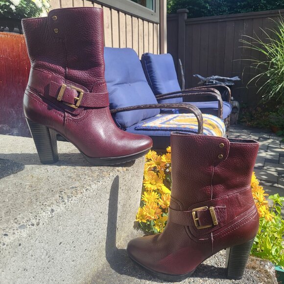 Leather Burgundy Red Ankle Boots Size 8 Zipper Booties Clarks - Picture 3 of 11